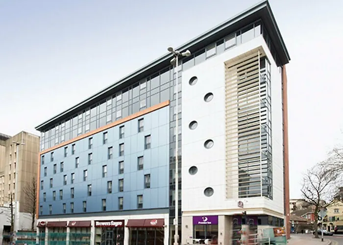 Premier Centre - Haymarket 3*